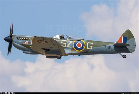 Te Supermarine Spitfire Mk Xvi United Kingdom Battle Of