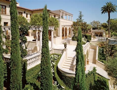 Celebrity Homes Must See Lionel Richies Italian Style Mansion