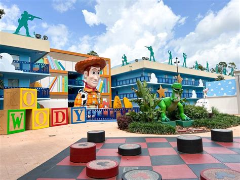 Disney S All Star Movie Resort In Orlando Florida In Depth Review In