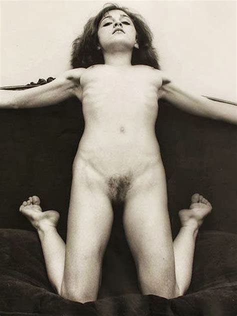 Upskirt Rulez Madonna Nude Hairy Pussy Vintage Photo 2