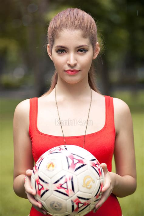 M A Euro Nghe Hot Girl Andrea T M V B Ng