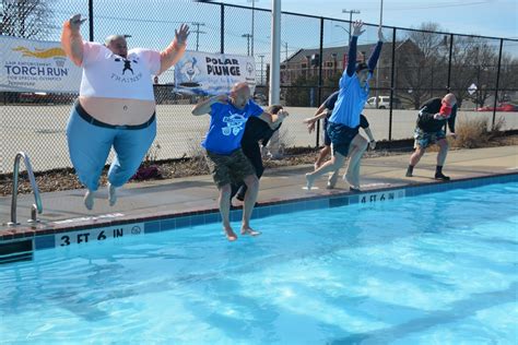 Photos Polar Plunge Raises 10000 To Benefit Special Olympics