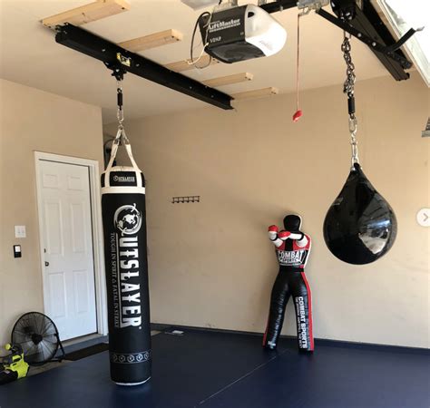 Roller Mount Track Punching Bag Heavy Punching Bag Roller