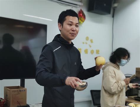 Volunteer Leader Yanan Shao Handsonshanghai