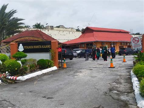 Aktiviti Kunjungan Ziarah Dan Penyerahan Sumbangan Kepada Penjara