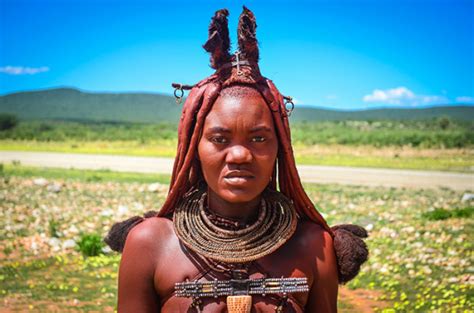 Himba La Tribu Africana Que Lucha Por Conservar Su Cultura Cinco