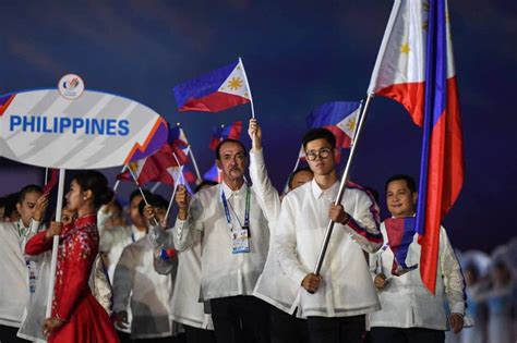 Team Philippines Wears Francis Libiran’s “Agila” at the 31st SEA Games ...