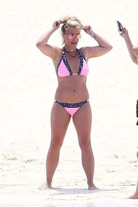 Britney Spears In A Bikini 06 23 2019 • Celebmafia