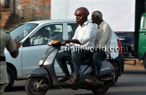 Helmet Rule For Pillion Riders 1 125 Cases Booked In Dk 715 In Udupi