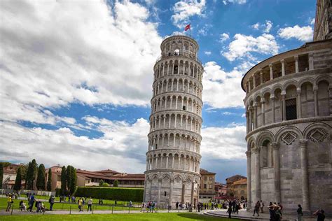Tháp nghiêng Pisa và một vài điều bạn chưa từng biết - Đất Việt Tour - News