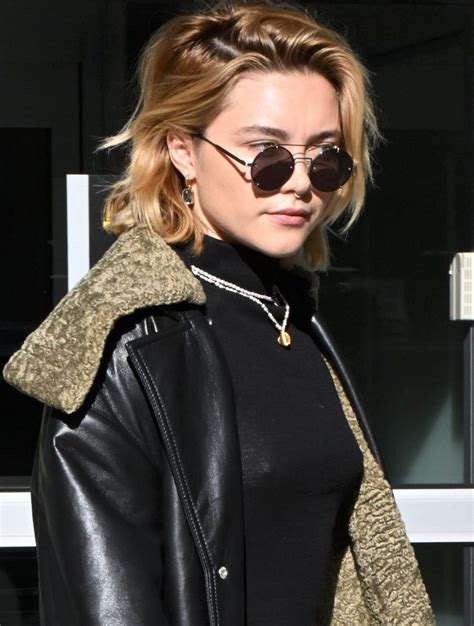 Florence Pough Braless Nipples Hot Celebs Home