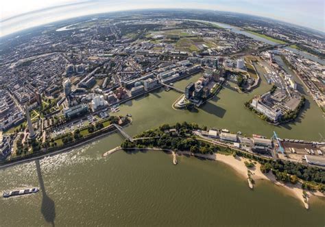 Düsseldorf aus der Vogelperspektive Fish Eye Perspektive Kaianlagen