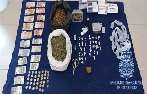 Detenidas tres personas que pretendían distribuir droga en la Feria de