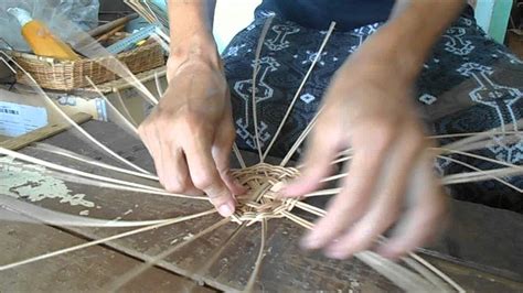 Gambar Anyaman Dari Rotan Pulp