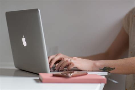 Macbook Od Apple Informace Cena Recenze Vdenikcz