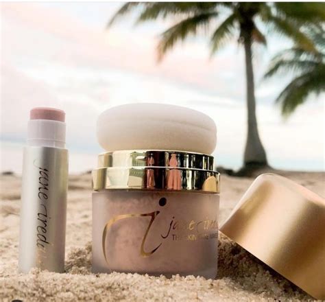 Прахообразна слънцезащитна пудра Powder-Me SPF® - Jane Iredale ...