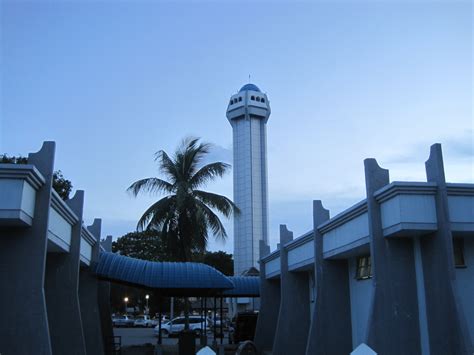 Masjid Ladang Masjid Almuktafi Billah Shah Kuala Terengganu