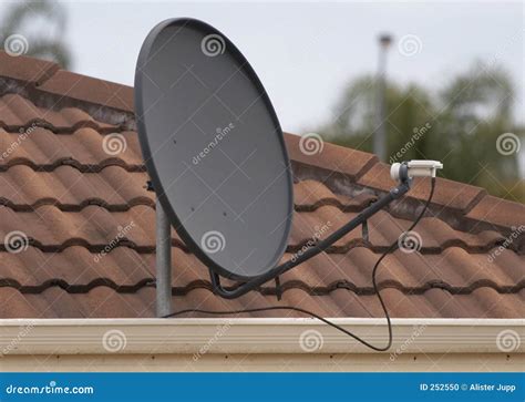 Antenne Parabolique De Tv Photo Stock Image Du A Rien