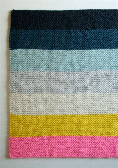 Super Easy Crib Blanket in Super Soft Merino - Blanket Patterns