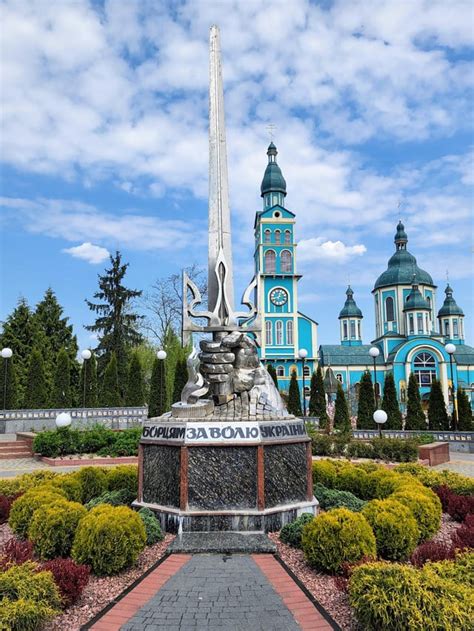 Pictures I took last June in Mostyska, Ukraine : r/europe