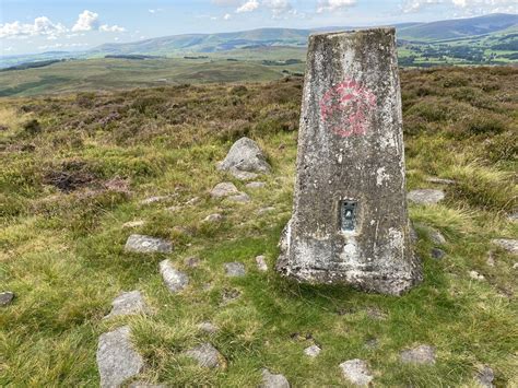 Newton Fell Trig Point Flush Bracket Thejackrustles Cc By Sa