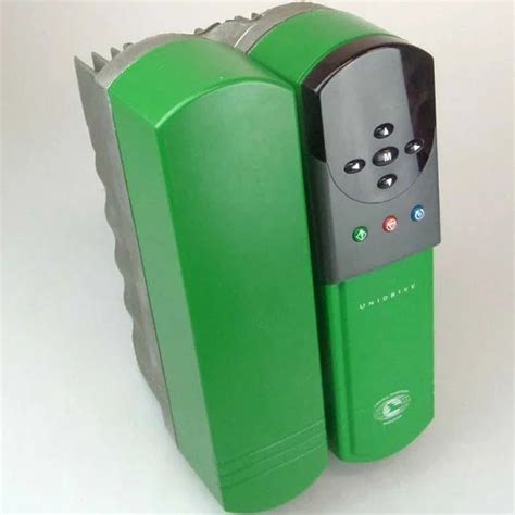 UNI2402 | Control Techniques Unidrive Classic 7.5kW Inverter 3PH 16A