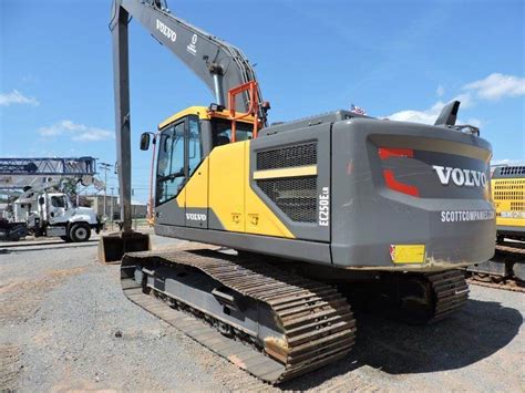 Volvo Ec E Lr Sn Vcec Ea Crawler Excavators