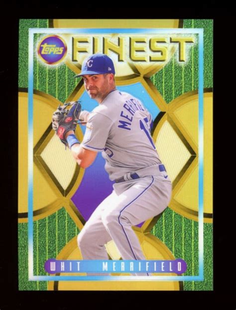 Topps Finest Flashbacks Gold Refractor Whit Merrifield