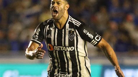 Hulk despista sobre possível saída do Atlético MG Vou deixar para