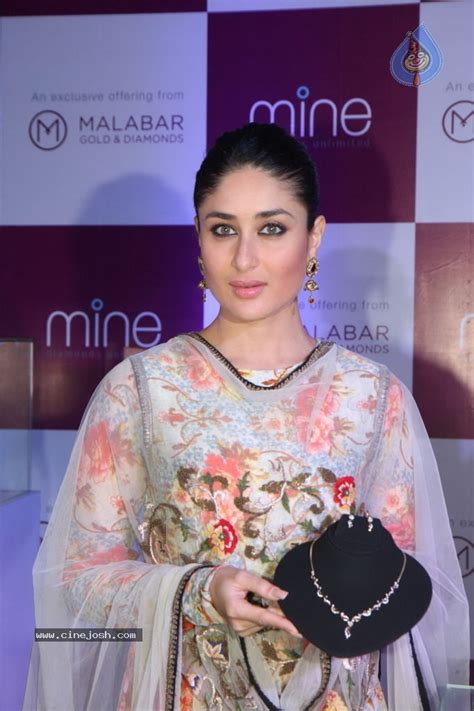 Kareena Launches Malabar Gold N Diamonds Photo Of