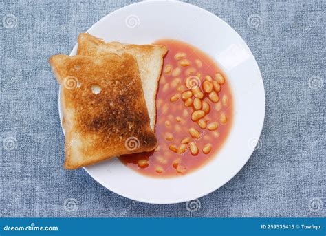 Tasty Baked Beans And Bread For Morning Break Fast Stock Image Image Of Bean Vegetable 259535415