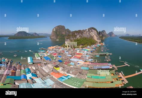 Beautiful landscape mosque sea and sky in summer at Punyi island, Ko ...