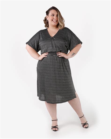 Riachuelo Vestido Midi Plus Size Feminino Malha Fendas Listrado Preto