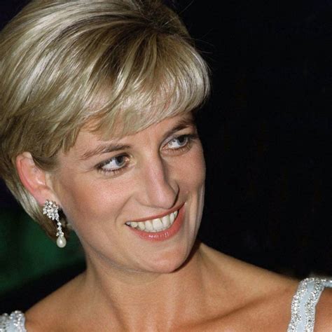 Princesa Diana Curiosidades De Su Boda Con El Pr Ncipe Carlos Vogue