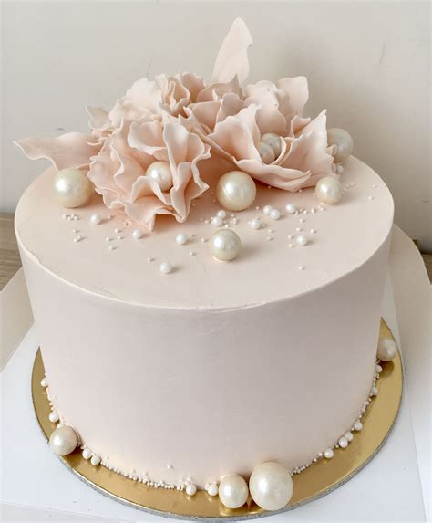 High Altitude White Chocolate Drip Cake Artofit