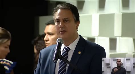 Camilo Santana Define Prioridades Frente Do Minist Rio Da Educa O