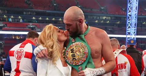 Tyson Fury S Wife Paris Suffered Miscarriage Day Before Oleksandr Usyk