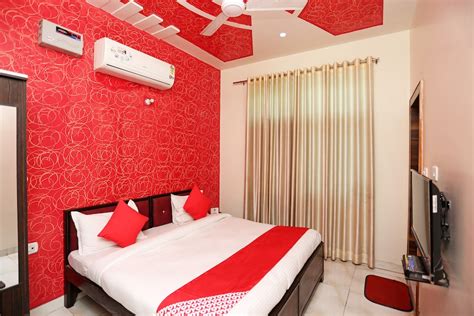 Oyo Hotel Pushpa Palace Oyo रूम्स मथुरा Book ₹445 Oyo