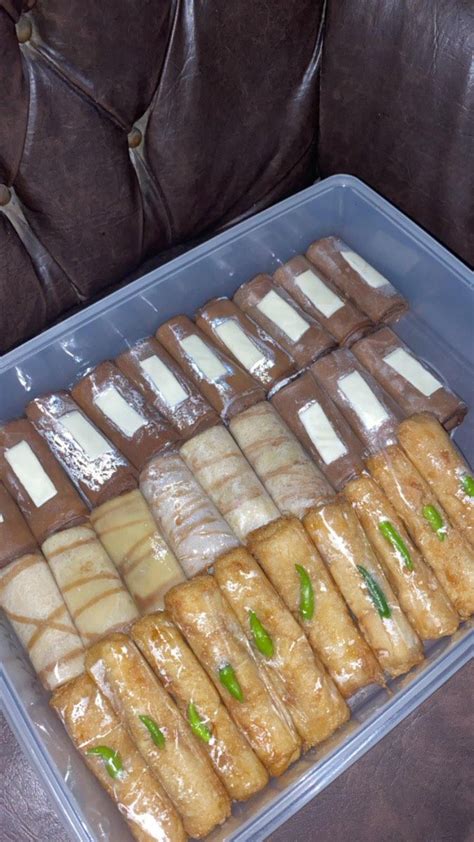 FESS On Twitter Fess Ada Yg Tau Ga Kue Warna Cokelat Yg Diatasnya