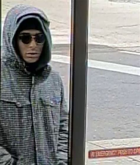 Police release more 'Mummy Bandit' bank robbery suspect images | CBC News