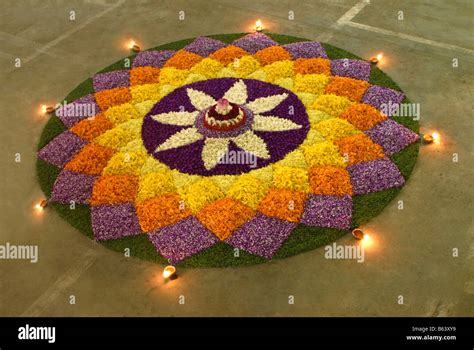 FLOWER CARPET DURING ONAM CELEBRATOINS IN KERALA INDIA Stock Photo - Alamy