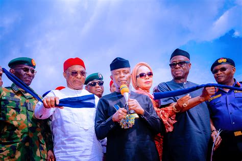 Osinbajo Flags Off Dredging Of Oguta Orashi River In Imo Eko Fm