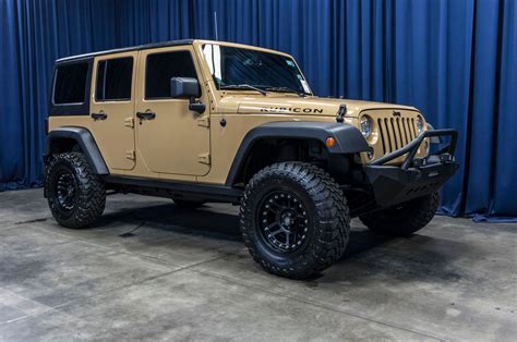 Tan Jeep Wrangler Unlimited