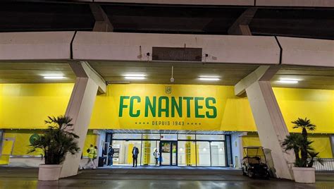 Fc Nantes Attaqu E Par Lorient Pour Centonze La Direction Discute