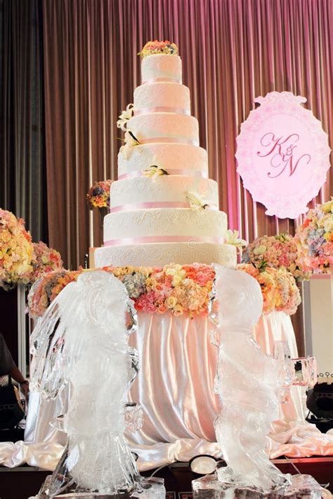 Torta Nunziale Immagine Stock Immagine Di Fiore Sfondo 29787777