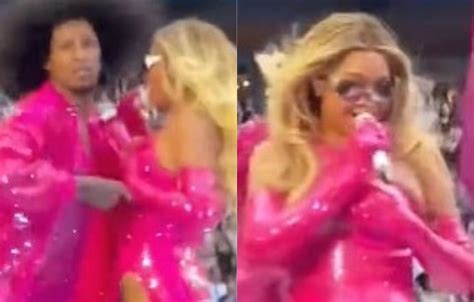 Beyonc Tra Da Por Decote De Vestido E Salva Por Dan Arino Veja