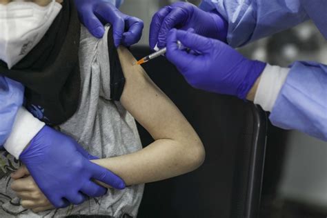 România cere Comisiei Europene să i permită să renunțe la vaccinurile