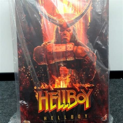 Jual Hot Toys MMS HellBoy Scale Action Figure Shopee Indonesia