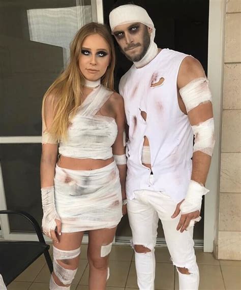 25 Most Creative Couples Halloween Costumes Ideas for 2024 | Munchkins ...