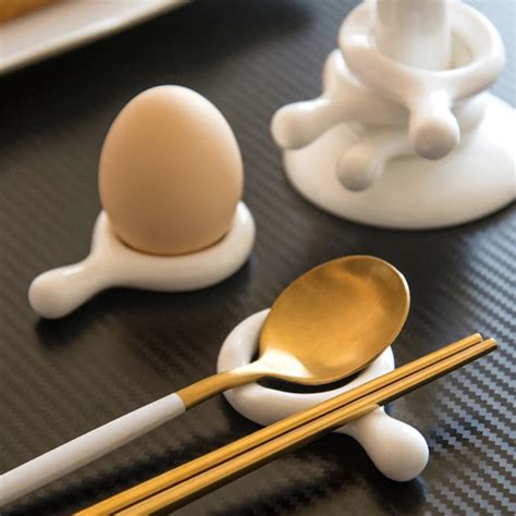 Yeknu White Ceramic Spoon Chopstick Ring Holder Egg Stand Support Chin